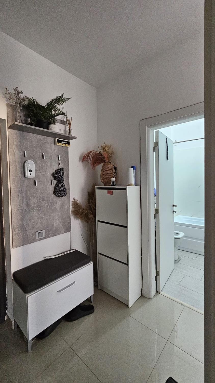 Photo of the whole room, wardrobe