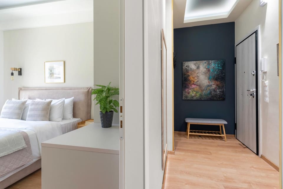 Elegant&Cozy 2BD Historic Center next to metro Apartment in Athens