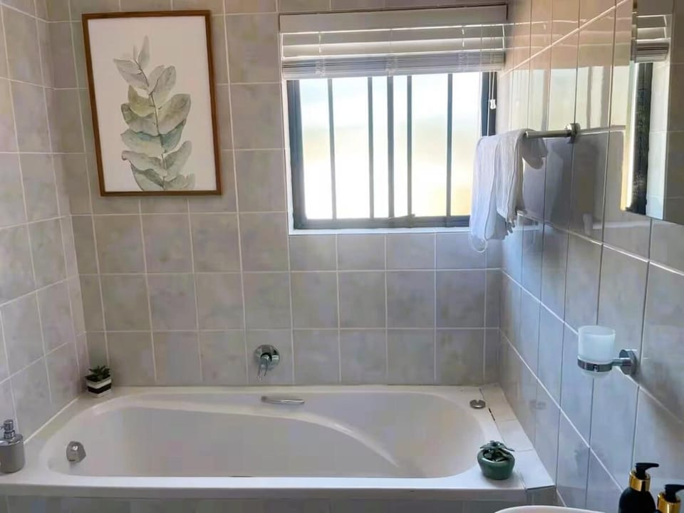 Shower, Bathroom, Bath, towels