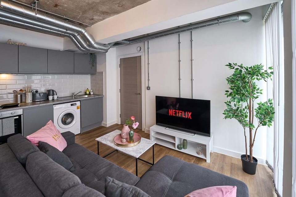 Central Warrington Stay Stylish 1BR Apartment Apartment in Warrington