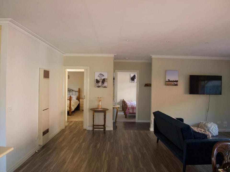Holiday on Hopwood House in Echuca