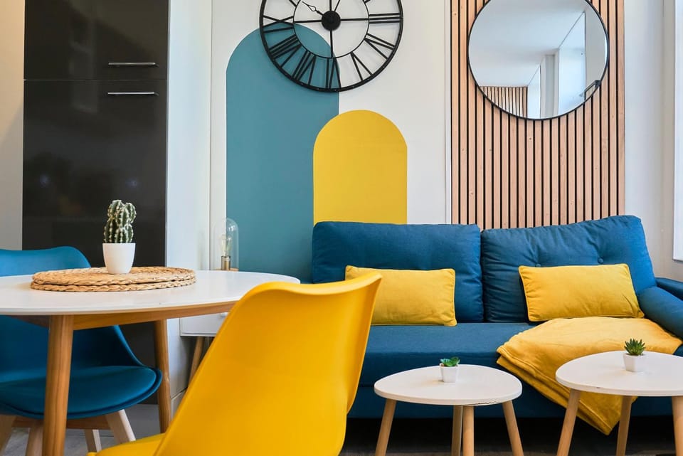 Living room, Seating area
