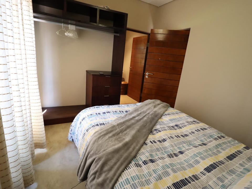 Modern 1 Bedroom Apartment Apartment in South Africa