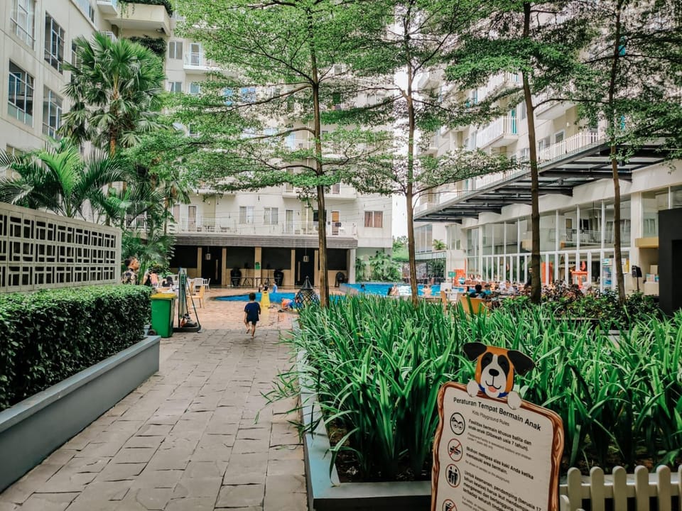 Property building, Garden view