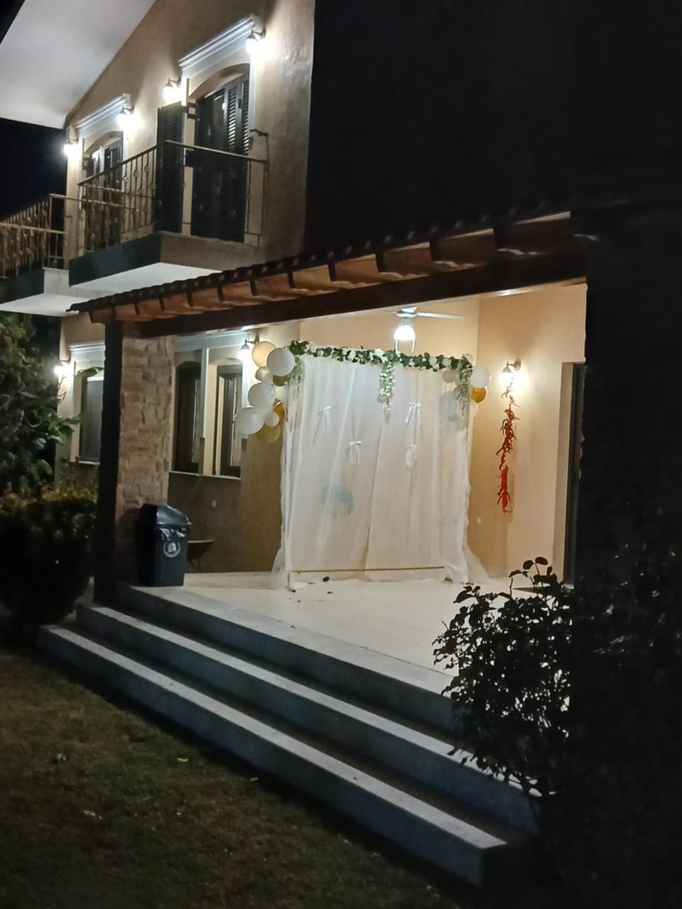Property building, Patio, Balcony/Terrace