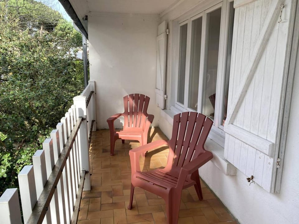 Maison à 250m de la plage la Grève Blanche avec WIFI à TREGASTEL - Réf 182 Villa in Trégastel