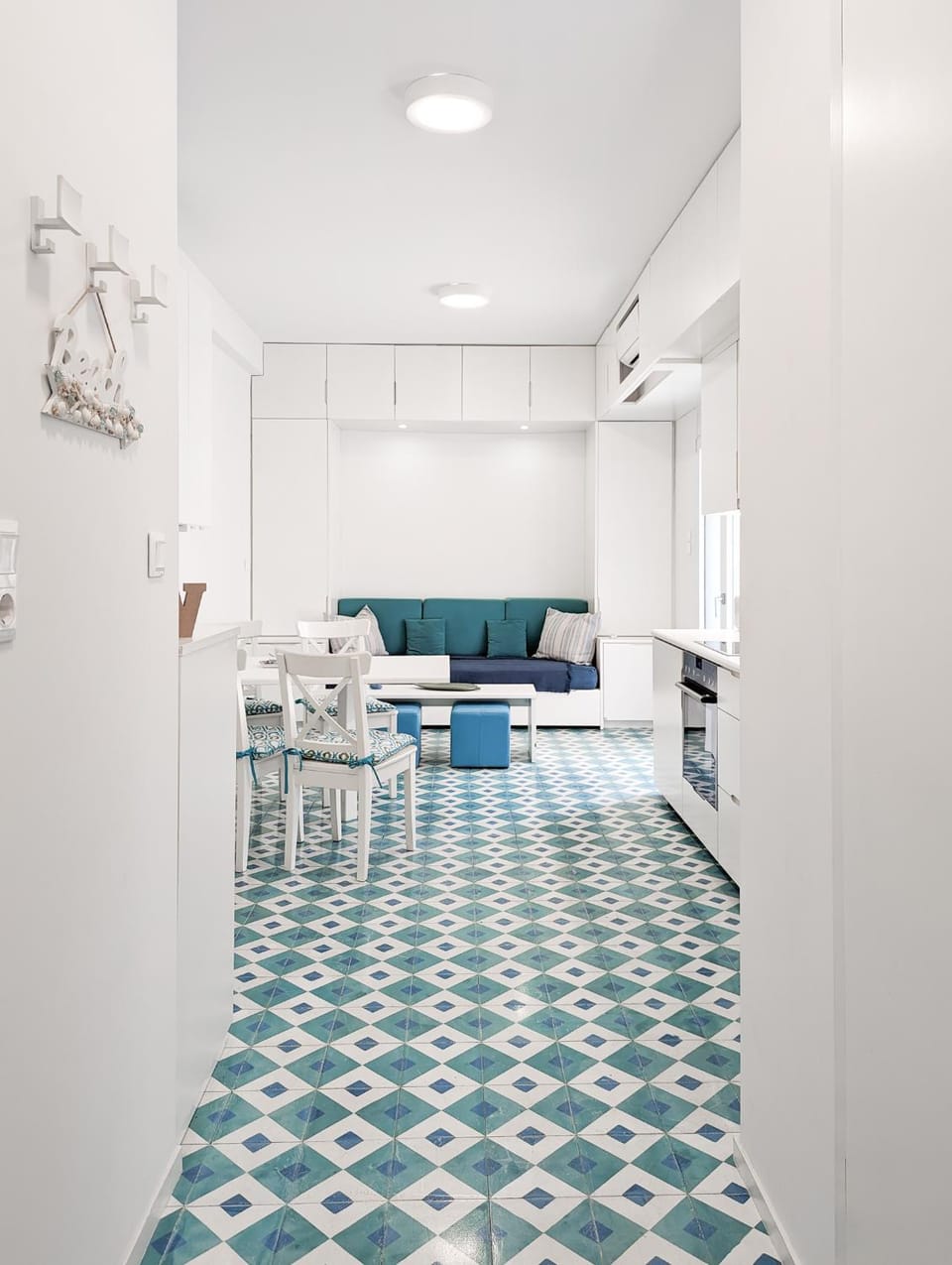 Greek island styled 1BD apt 500m from the sea Apartment in South Athens