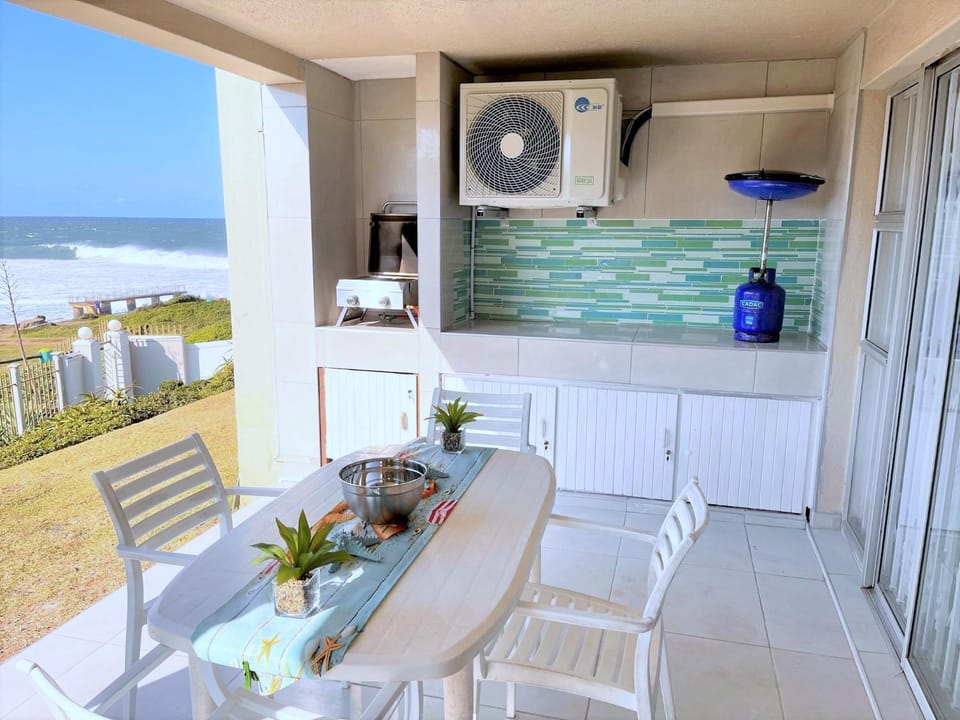 Patio, View (from property/room), Seating area, Sea view