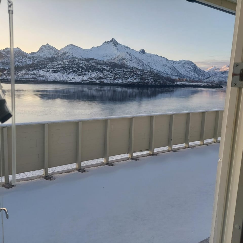 Balcony/Terrace, Mountain view, Sea view