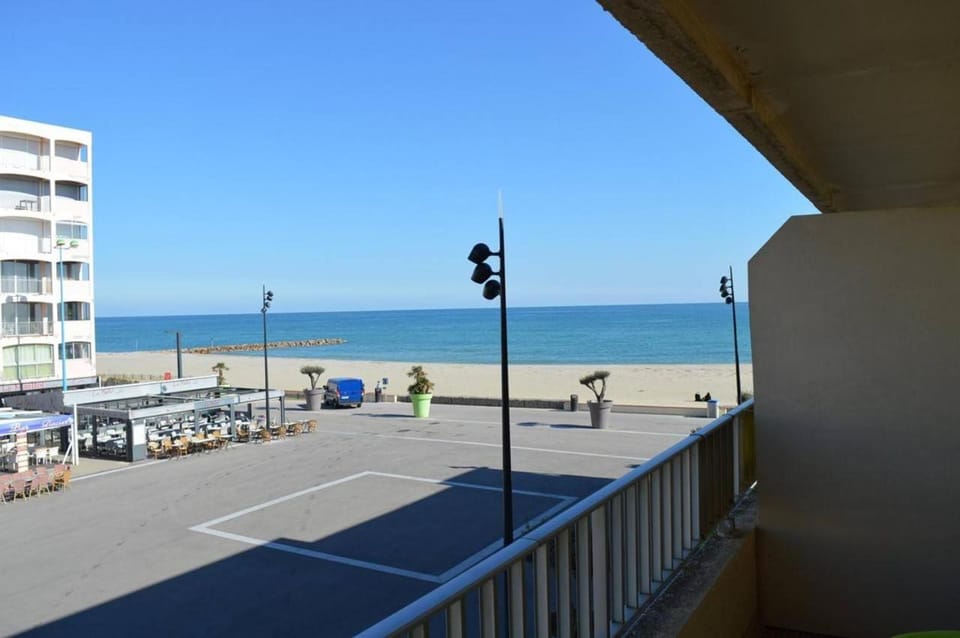 Natural landscape, View (from property/room), Balcony/Terrace, Beach, Sea view
