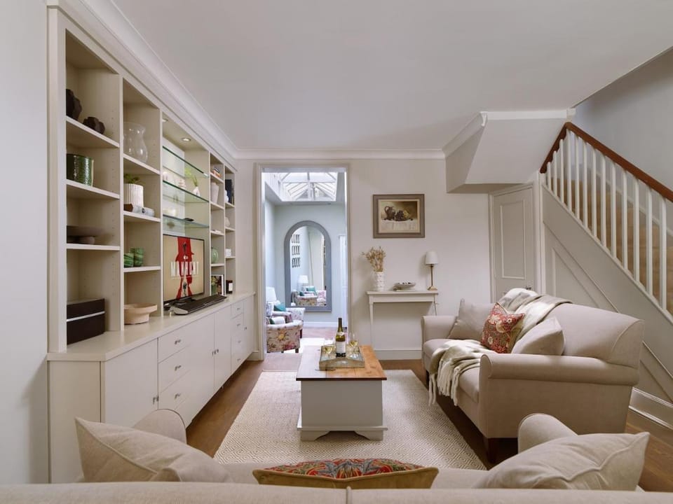 Kings Road Chelsea 3 bed house Bed and Breakfast in City of Westminster