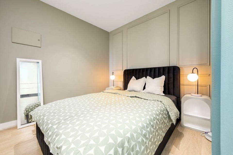 Luxe Southbank Retreat free car park, Pool Apartment in Southbank