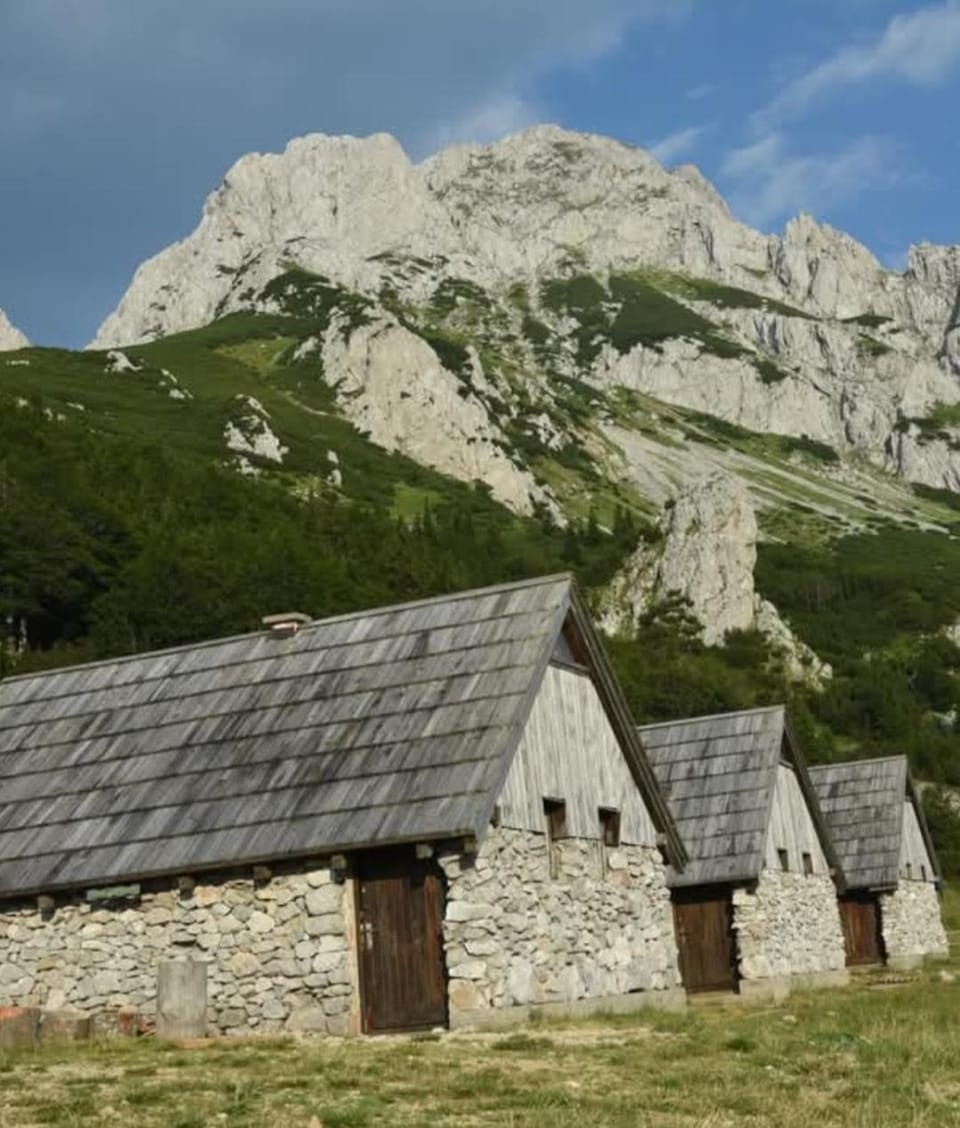 Rafting Campsite Stari Dud Campground/ 
RV Resort in Montenegro