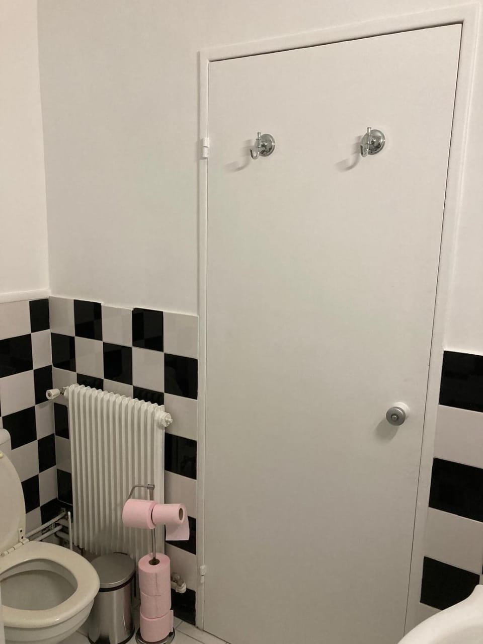 パリ16区 改装したばかりのアパルトマン クーラー付 Apartment in Paris