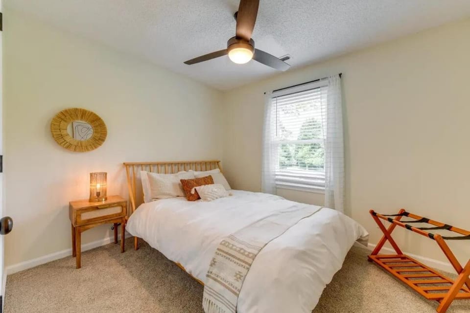 Bed, Bedroom
