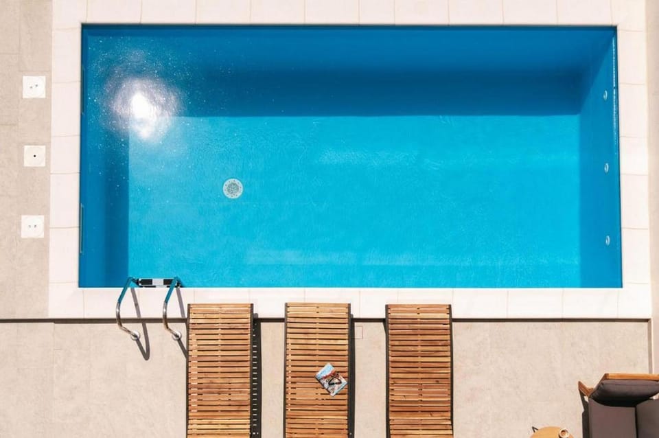Modern,Stylish Exclusive Villa with Pool&Jacuzzi Villa in Šibenik-Knin County, Croatia