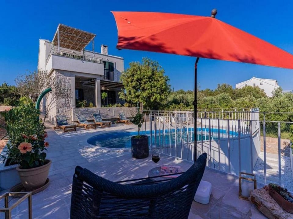 Escape Villa Island Peaceful Oasis with Pool Villa in Dubrovnik-Neretva County