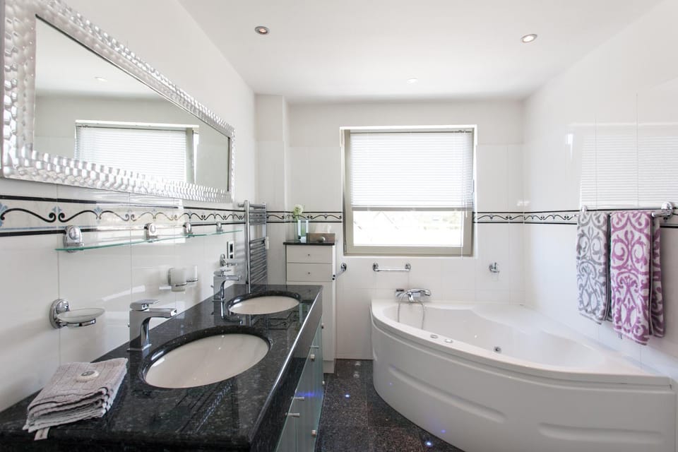 Hot Tub, Bathroom, Bath