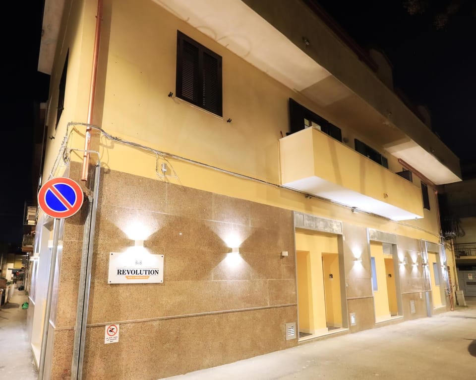 Property building, Night