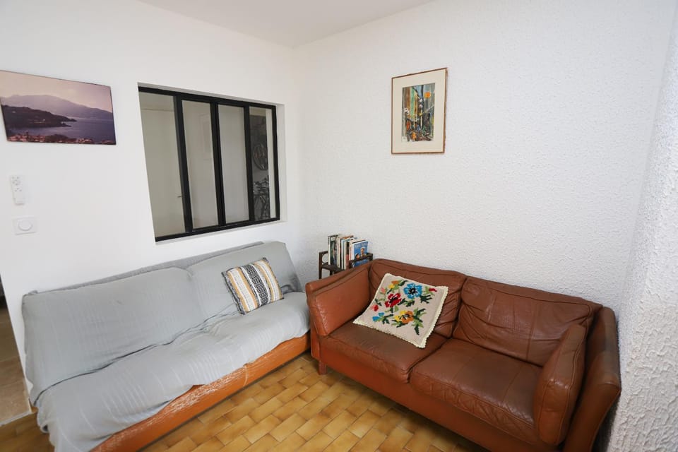 St Cyprien grande maison familiale proche plage House in Saint-Cyprien