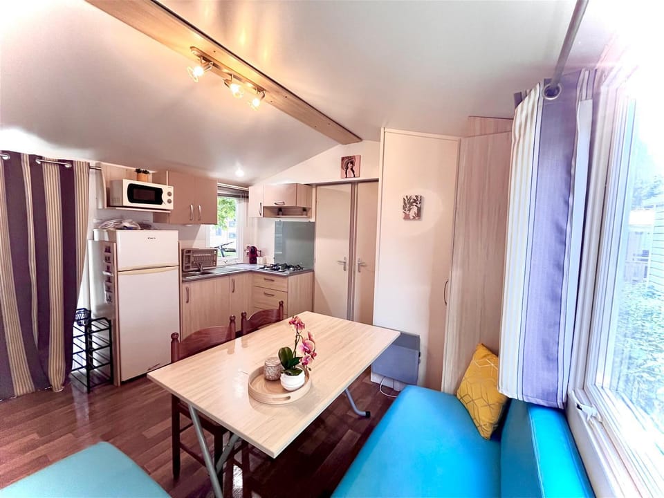 Paris Eure Gestion - Mobilhome 6P proche étang et rivière Chalet in Île-de-France