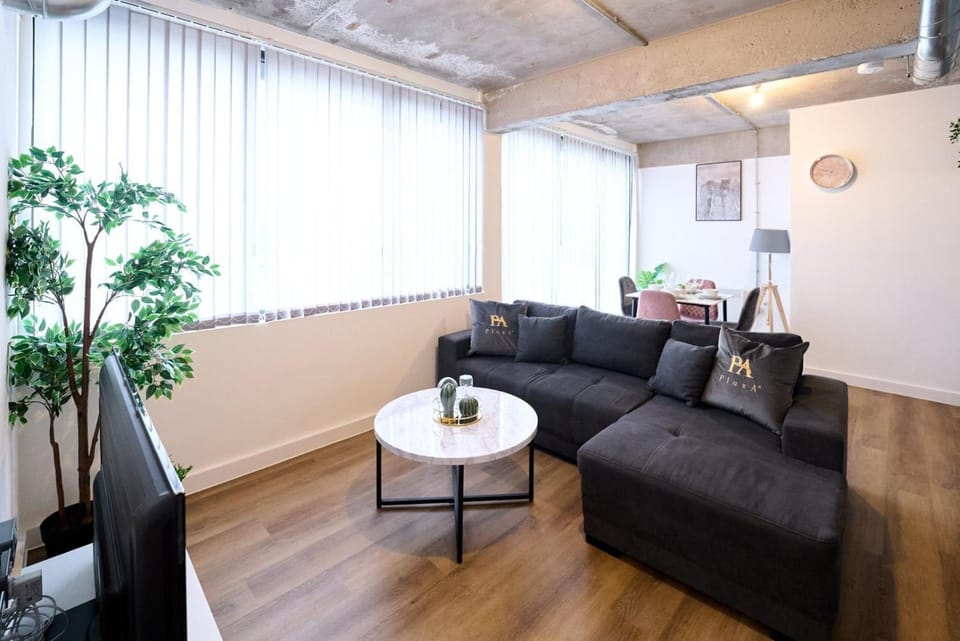 Modern Living 1Bed in Central Warrington Apartment in Warrington