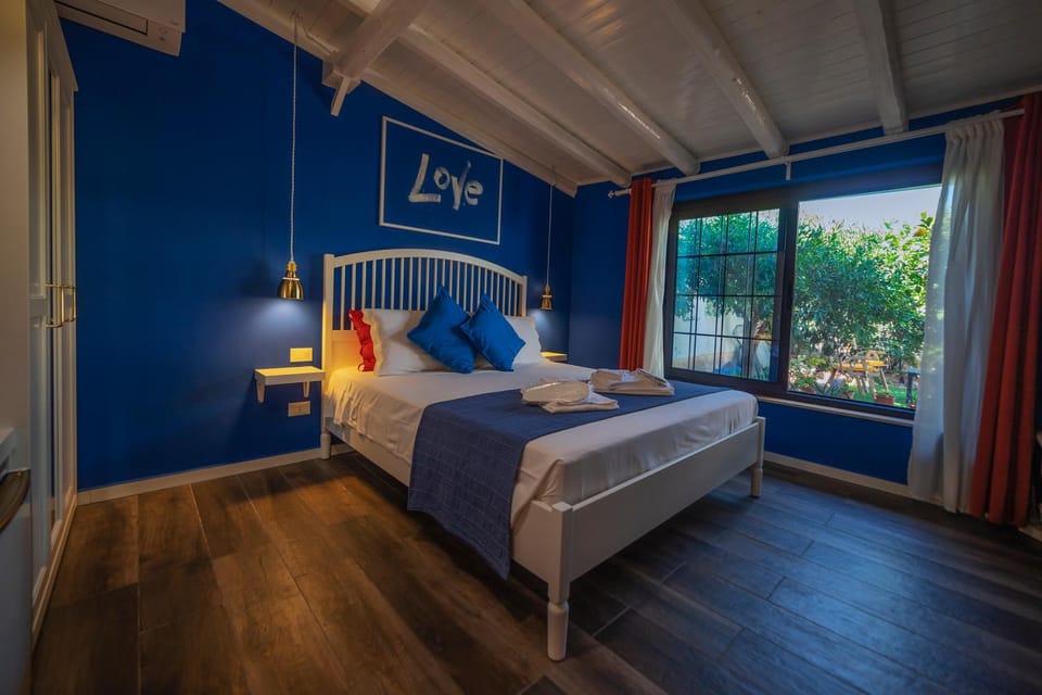 Bed, Other, Other, Photo of the whole room, Bedroom