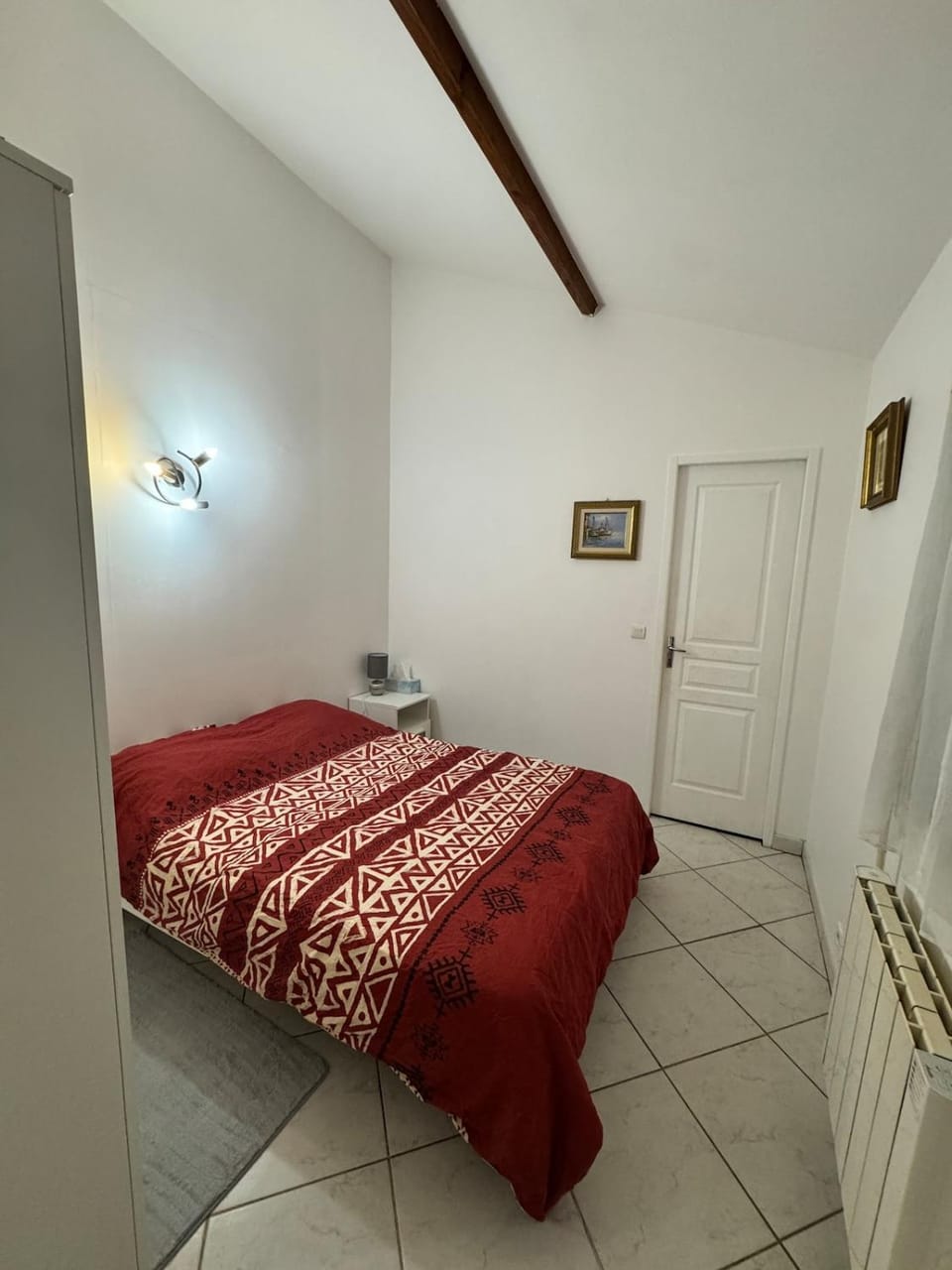 Bed, Photo of the whole room, Bedroom, wardrobe