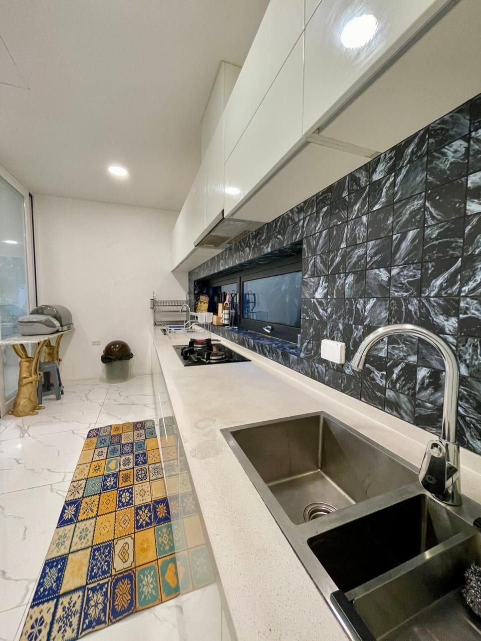 Kitchen or kitchenette, stove