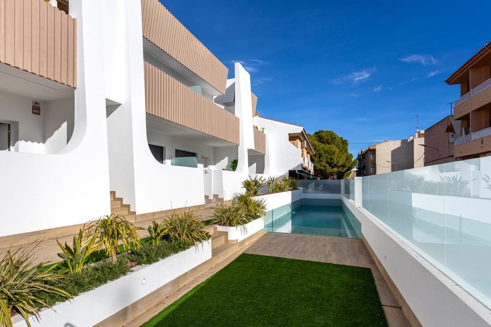 Property building, Pool view, Swimming pool
