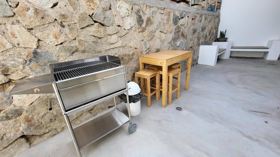 BBQ facilities, Food and drinks, Food