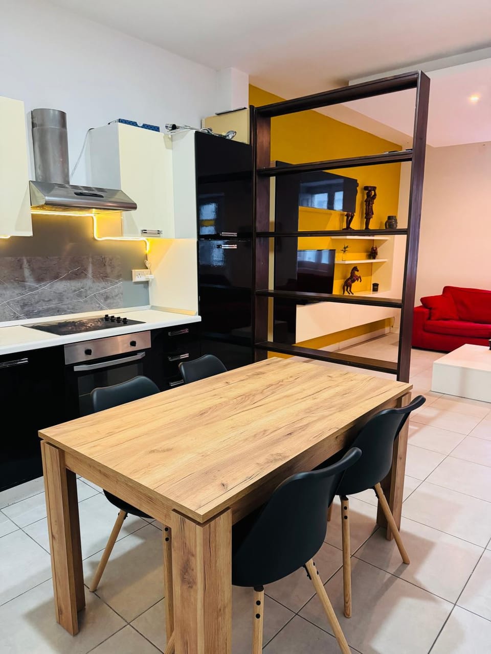 Kitchen or kitchenette, Photo of the whole room, Dining area, oven, stove