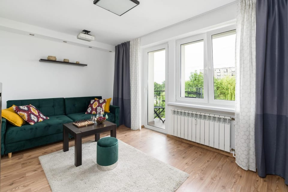Living room, Seating area, internet