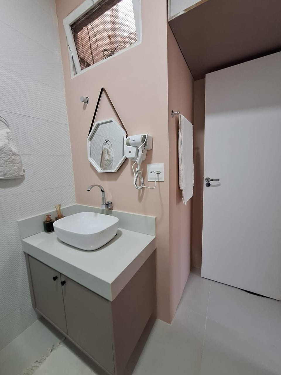 Ótima localização e tranquilidade Apartment in Salvador