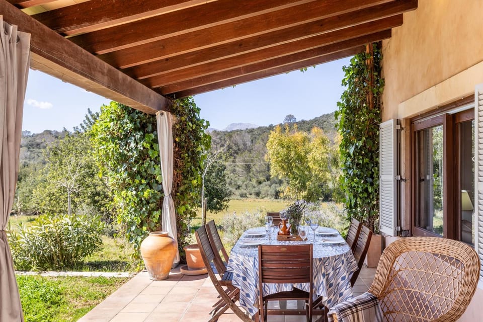 Patio, Day, Garden, Balcony/Terrace, Dining area