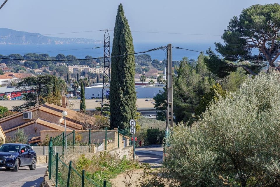 Villa Escale Marine, Vue Mer, 3 chambres - 2 lits double et 2 lits simples Villa in La Ciotat