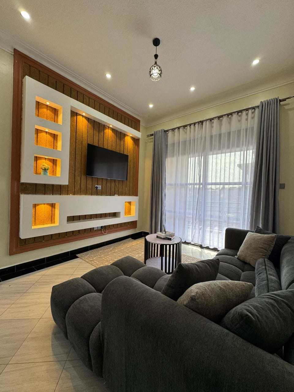 Rozy homes Bed and Breakfast in Kampala
