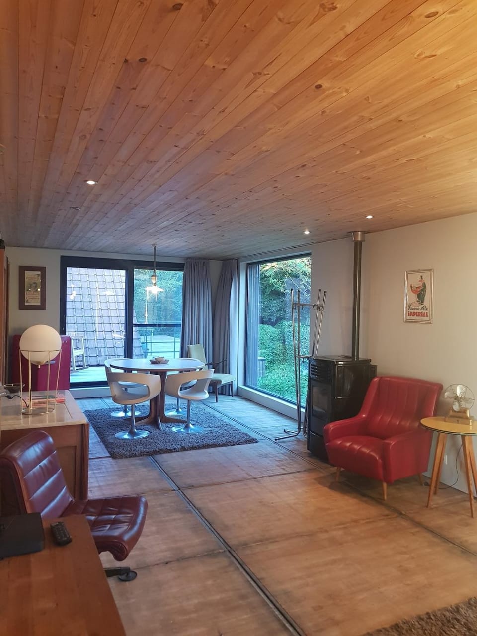 Living room, Seating area, Dining area