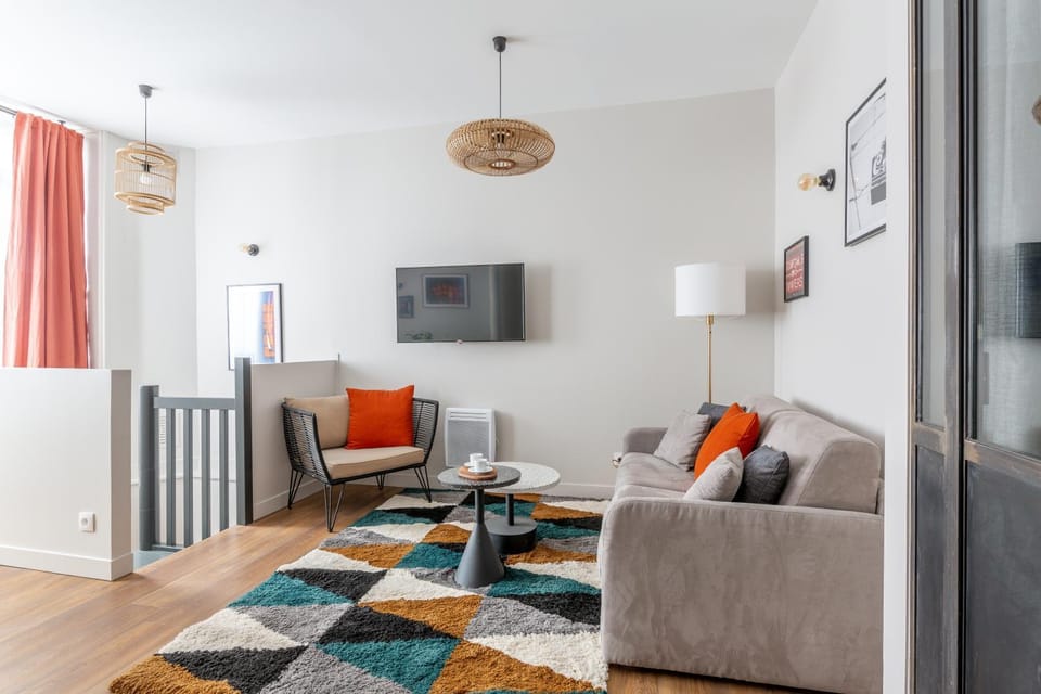 Communal lounge/ TV room