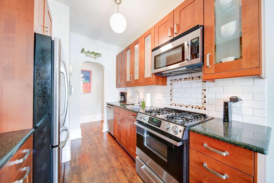 Contemporary gem in the Heart of Myers Park House in Charlotte