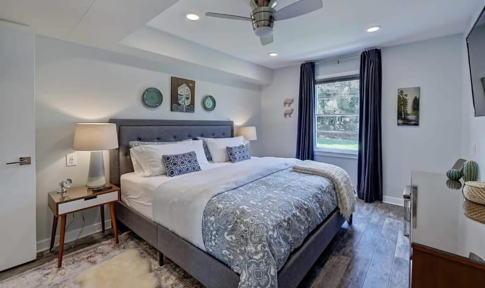 Spacious Conveniently Located 1BR in Myers Park House in Charlotte