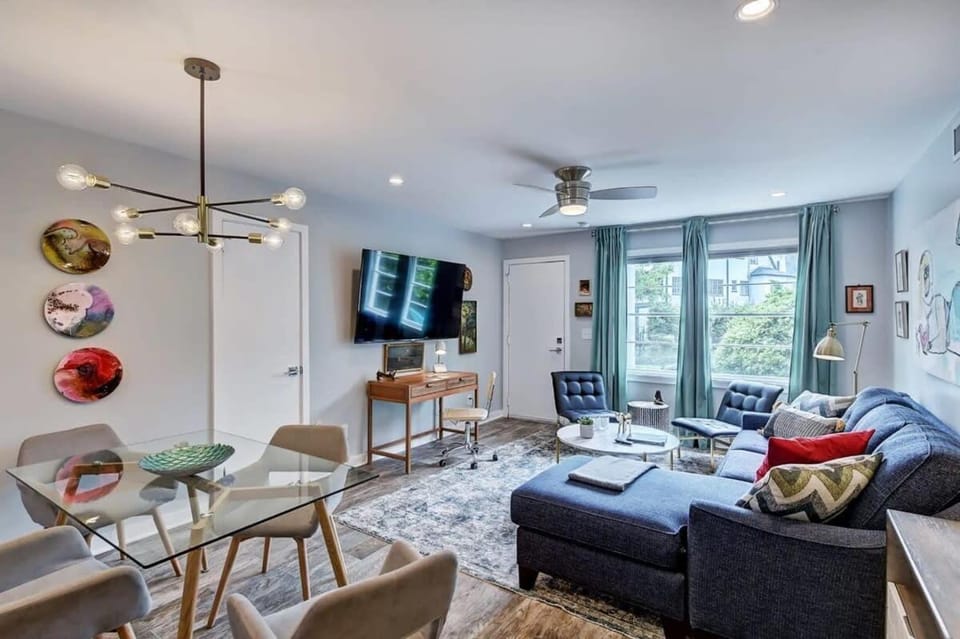 Experience Myers Park in Style House in Charlotte