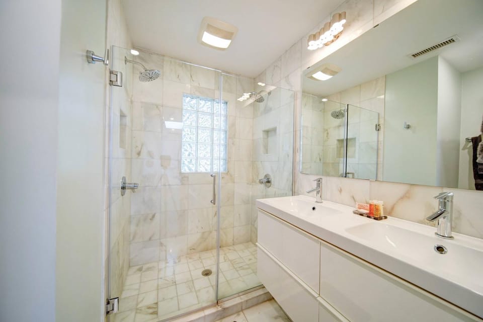 Stylish 1BR in Myers Park House in Charlotte