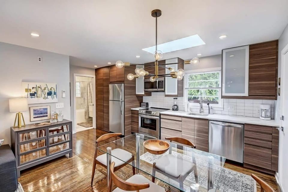 Relax and Recharge in Myers Park House in Charlotte