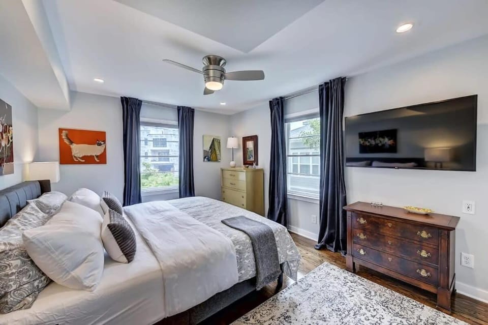 Relax and Recharge in Myers Park House in Charlotte