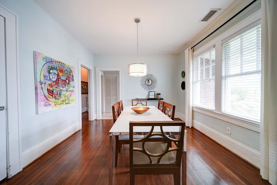 Elegant 1BR in Elizabeth with Covered Porch House in Charlotte
