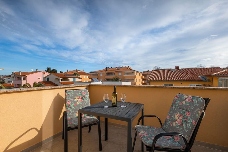 Cozy Studio-Apartment nur 550 Meter zum Sandstrand Apartment in Premantura