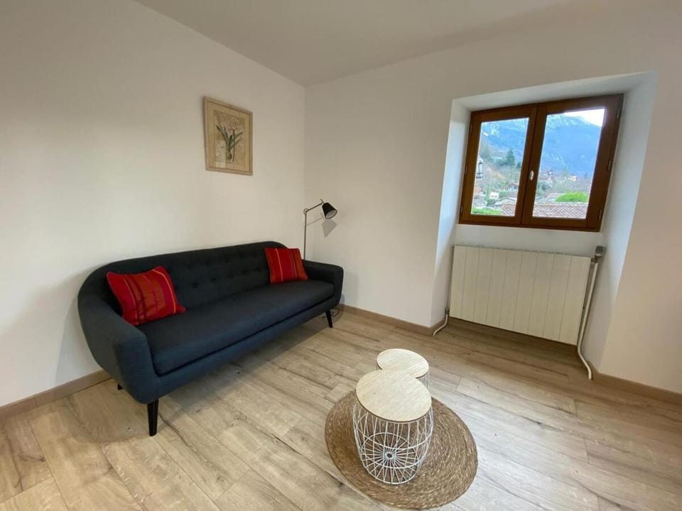 Chez Victor - parking, balcon, proche lac & rando Apartment in Haute-Savoie