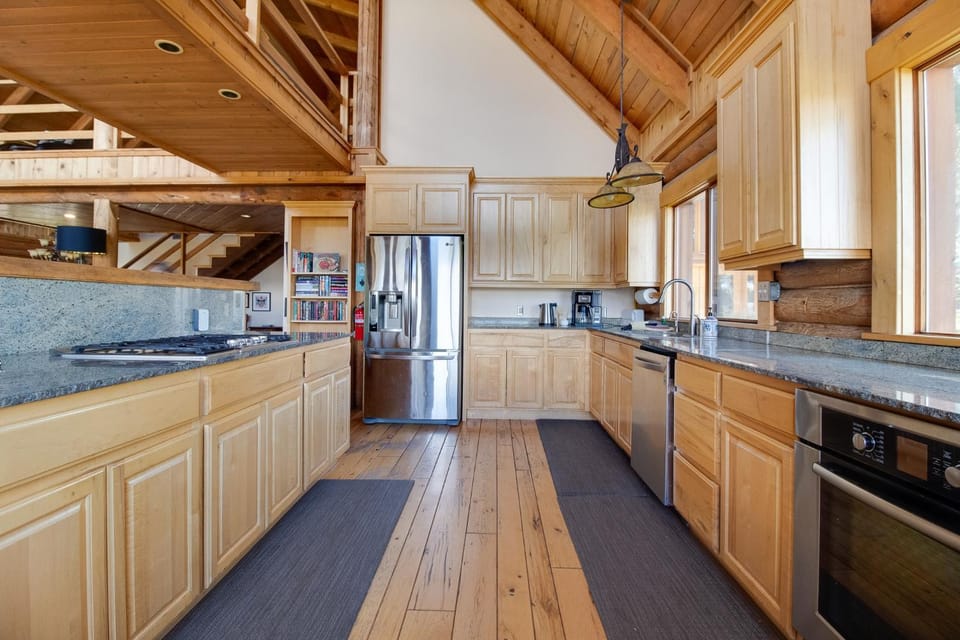 Jumping Juniper Ranch Main House House in Oregon