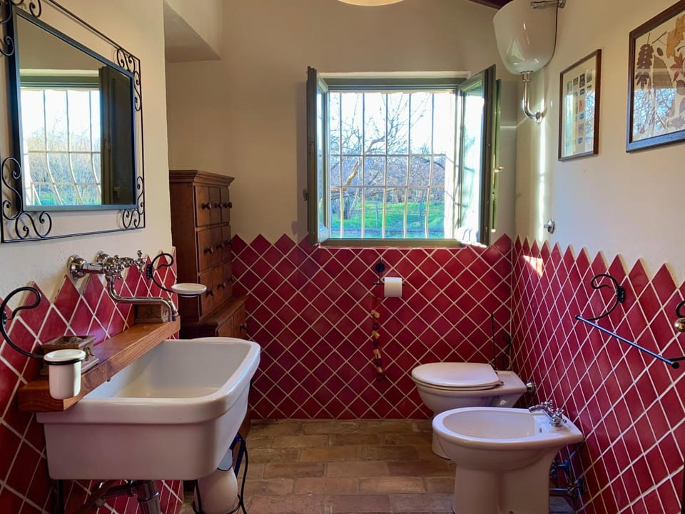 Toilet, Bathroom